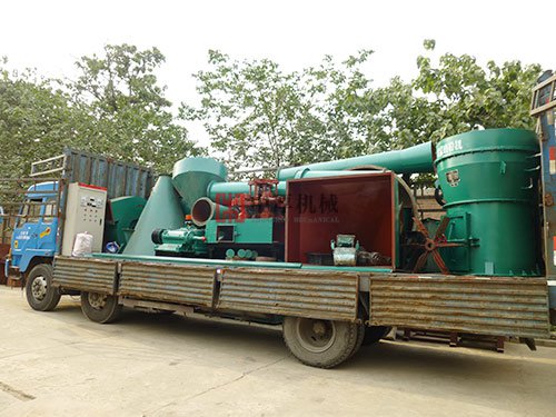 山西大同4R3216型石灰石雷蒙磨粉機發(fā)貨
